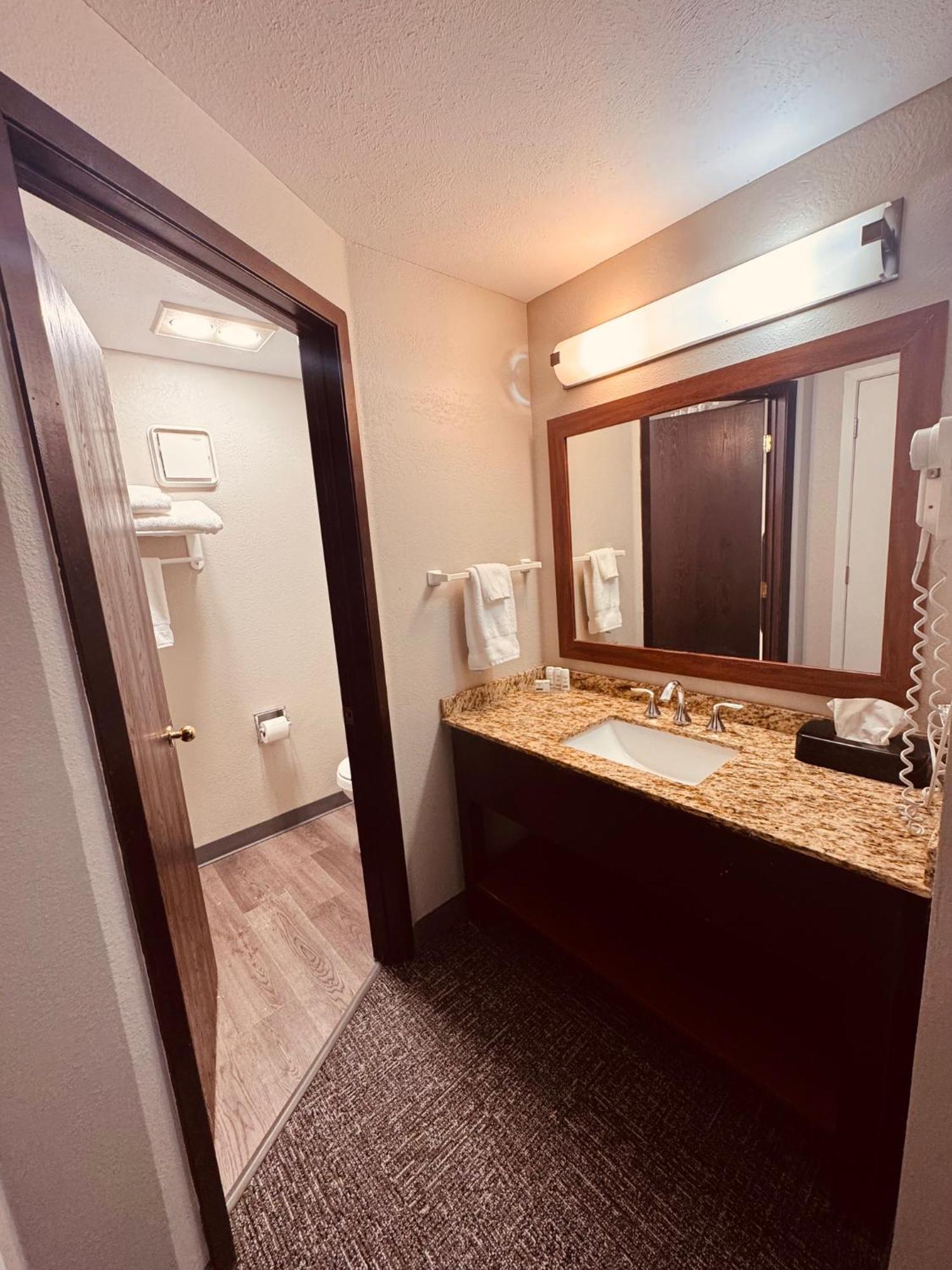 Wingate By Wyndham Anchorage Downtown - Ship Creek Hotel Eksteriør billede